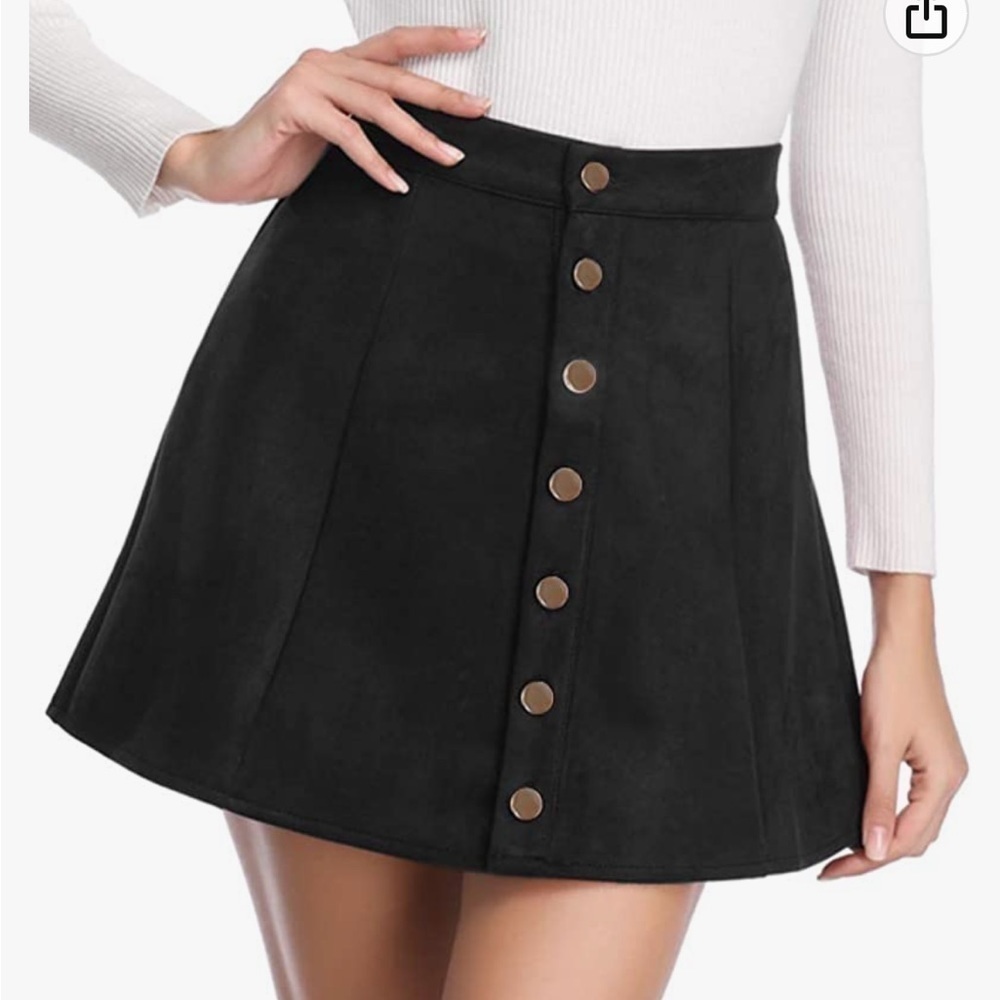 NWT  size m Faux Suede Skirt Button Closure A-Line High Wasit Mini Short Skirt